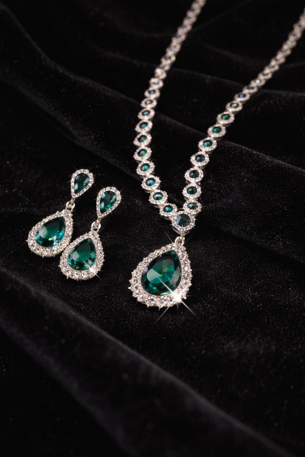 Royal Rhinestone Set - ₹1999