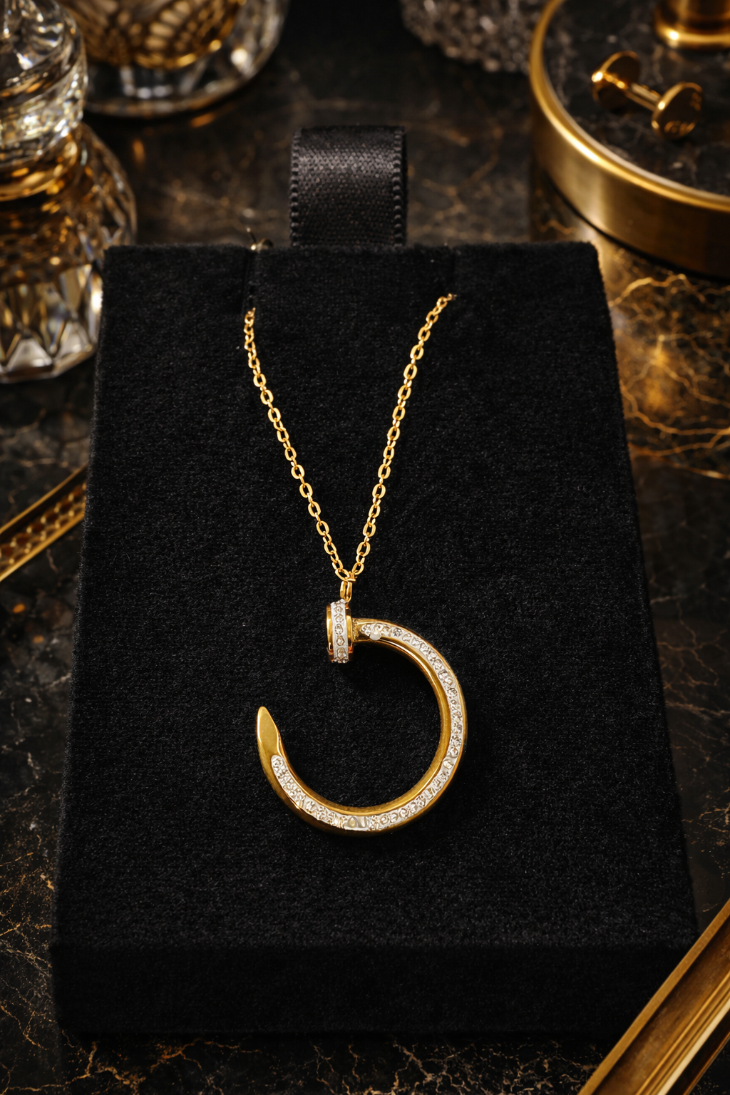 Luxe Crescent Pendant Chain – Gold Plated | 549