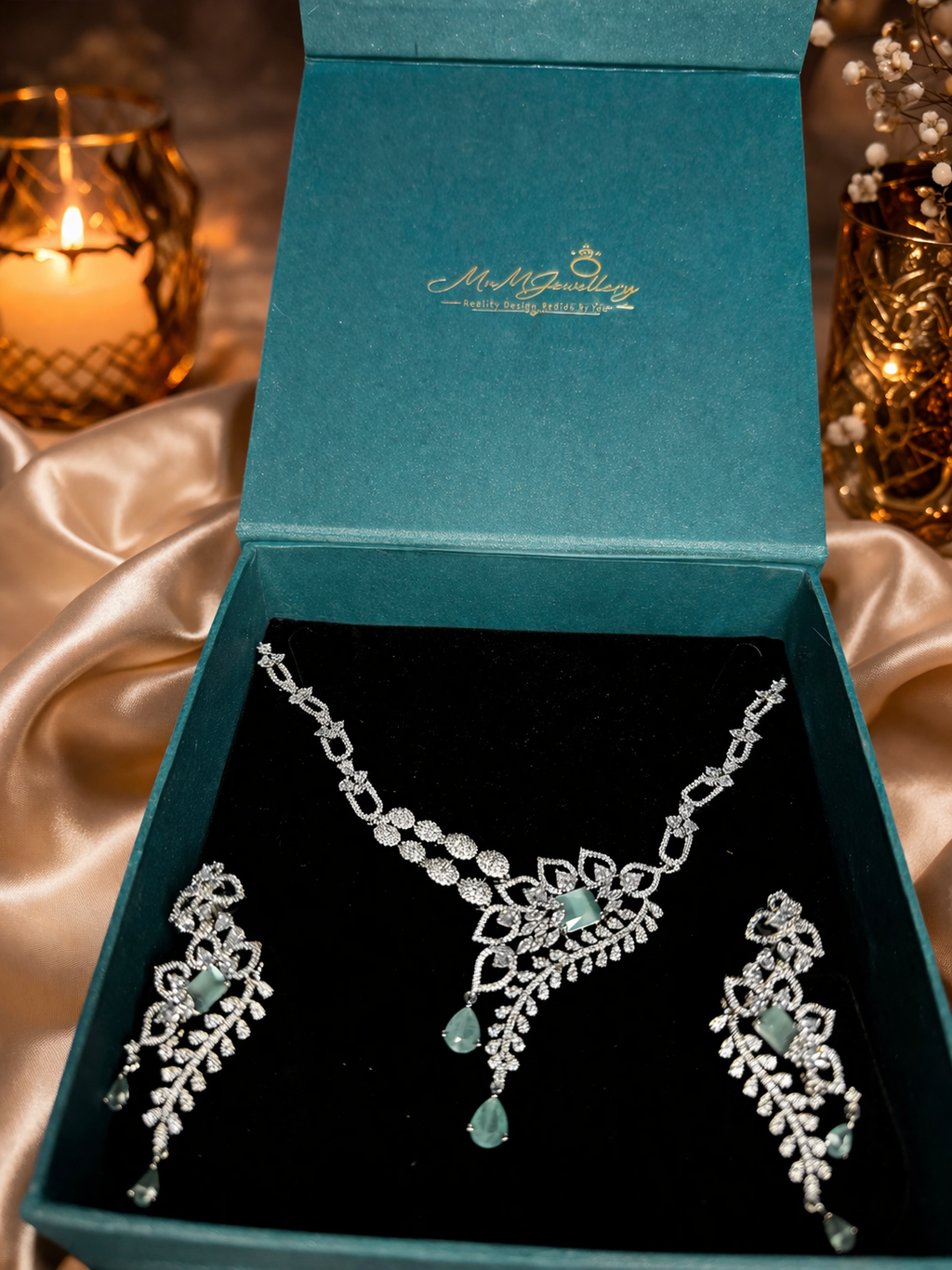 Emerald Elegance Luxe Necklace Set | ₹ 3299